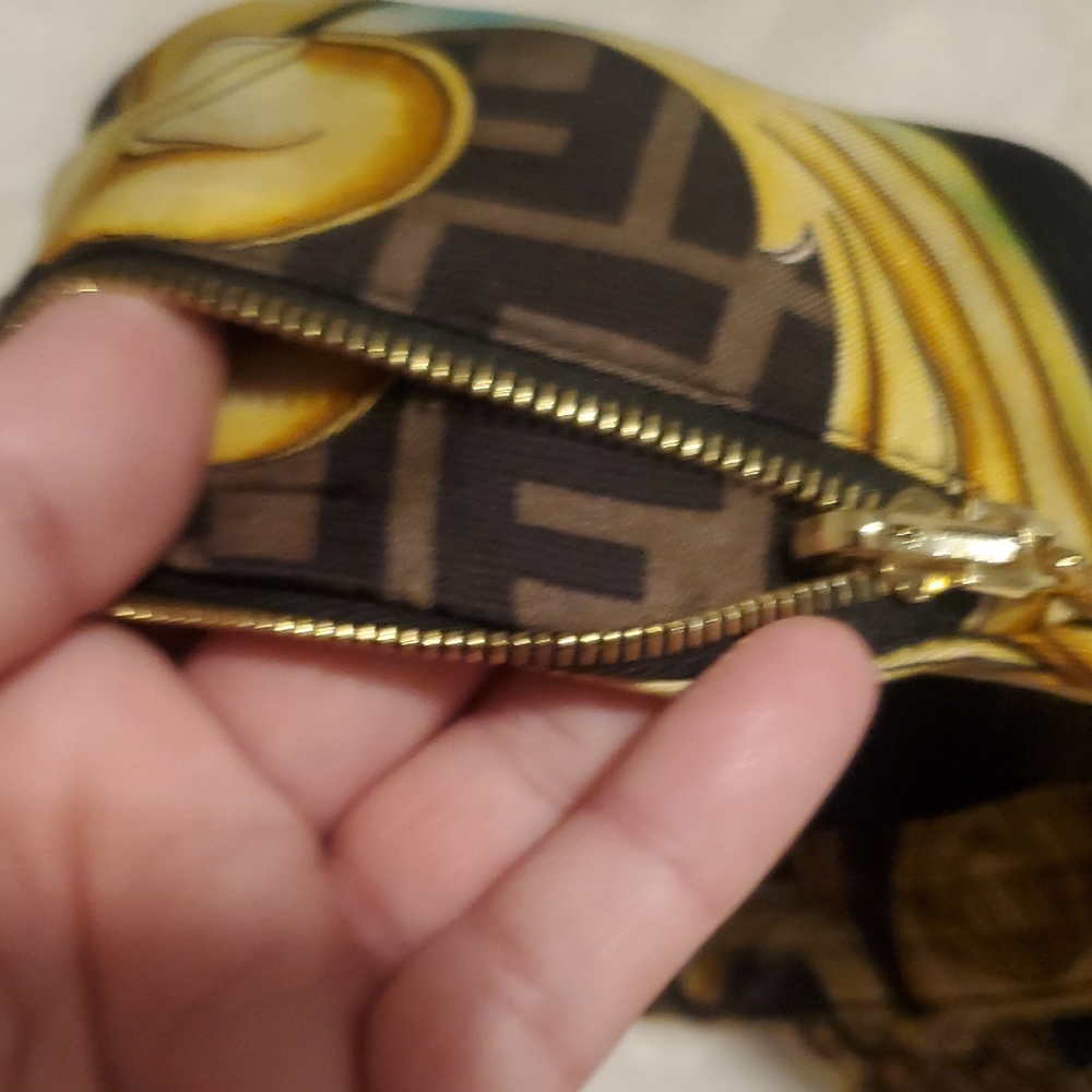 FENDACE Fendi x Versace Silk Cap Hat - Picture 14 of 17